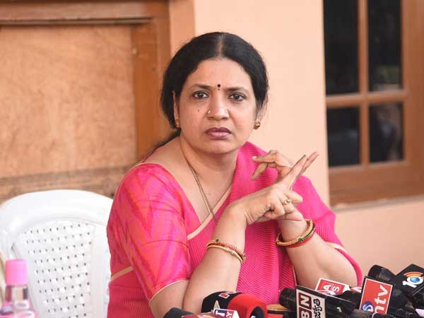 ఆధారాలా.. అప్పట్లో ఆంధ్రజ్యోతిలో..