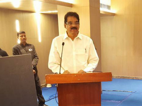 చర్చనీయాంశంగా రాజీనామా
