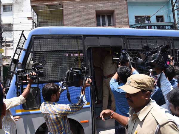 మేం ఎప్పుడూ అలా అనలేదు