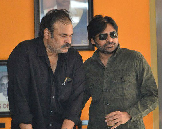 ట్వీట్లో ఆర్కే, టీడీపీని దులిపేసిన పవన్
