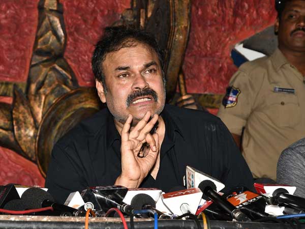 వ్యక్తిత్వాన్ని చంపే సన్నాసులు, వెధవలు