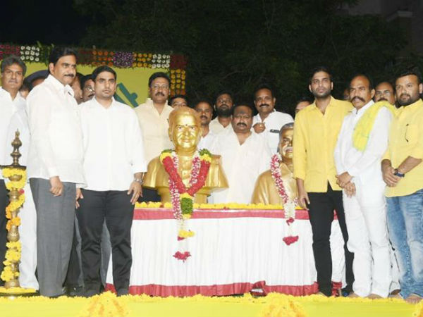 నేను ఒక్కడినే.. అవినాష్కు హామీ