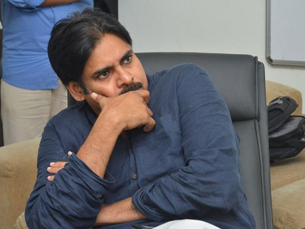 పవన్ కళ్యాణ్పై చర్యలు తీసుకోవాలి