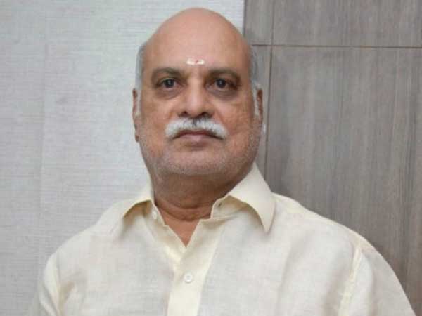 ప్రత్యేక హోదా కోసం శ్రీవారికి గెడ్డం