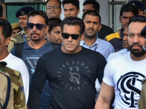 2002 hit-and-run case: Court cancels bailable warrant against Salman Khan 2002 hit-and-run case: Court cancels bailable warrant against Salman Khan