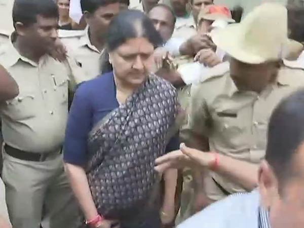 ఆధిపత్యపోరు