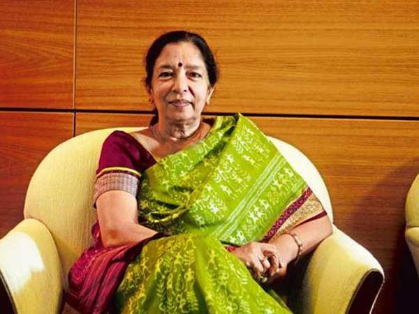 యాక్సిస్ బ్యాంకుకు ఇలా ఆర్బీఐ షాక్