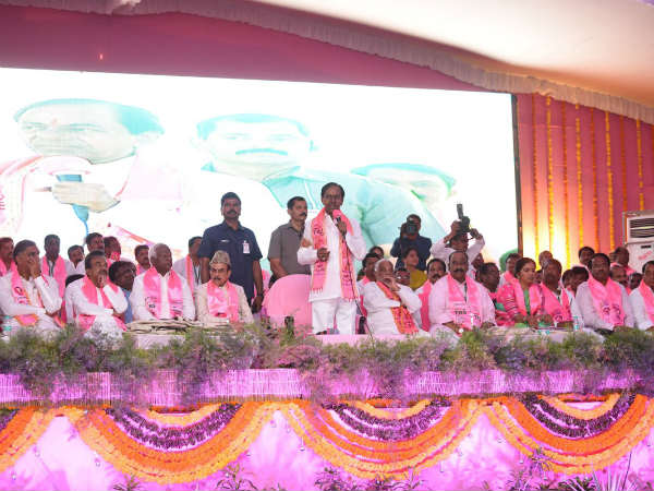 తొలుత కేసీఆర్ అసంతృప్తి