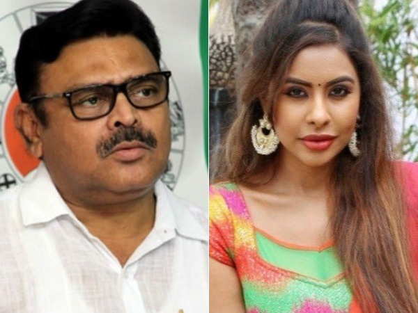 శ్రీరెడ్డి వెనుక వైసీపీ లేదు
