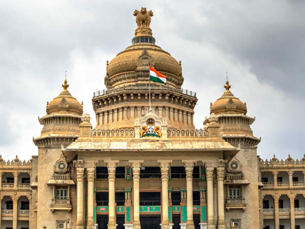 అదృష్ణవంతులు వీరే