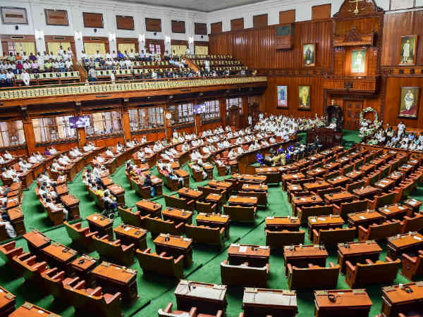 కుమారస్వామి సీఎం కావాలని కాంగ్రెస్ పట్టుబట్టింది