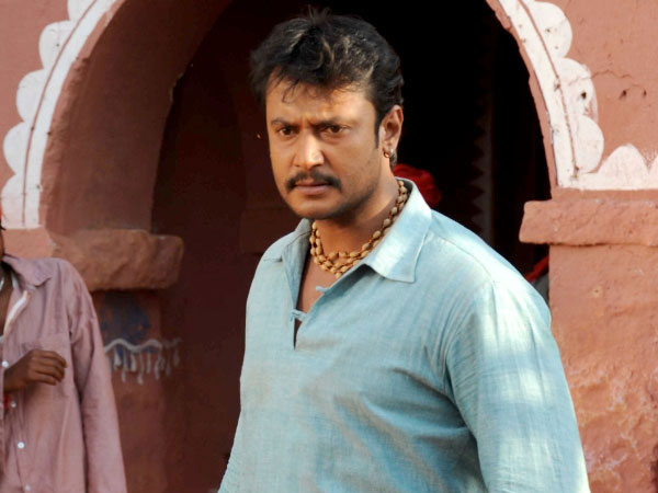 చాలెంజింగ్ స్టార్ ప్రచారం