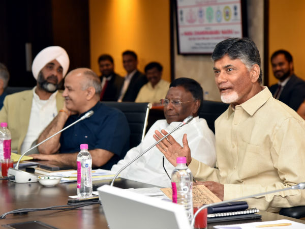 శిక్షిస్తామనడం దారుణం