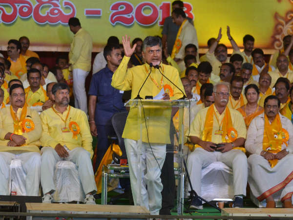 పవన్ను బీజేపీ వాడుకుంటోంది..