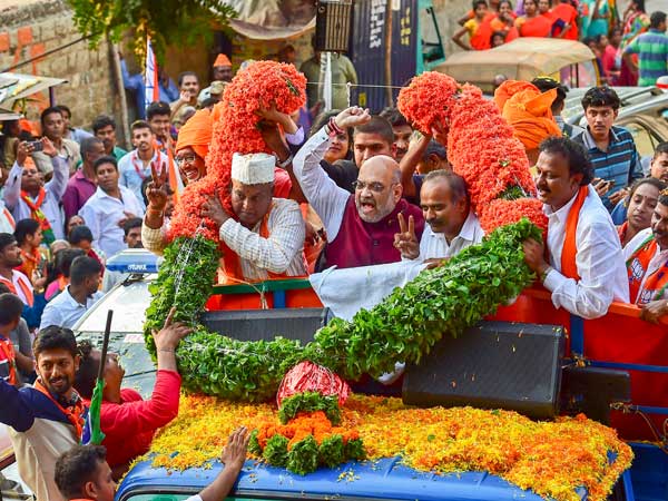Karnataka Election Results 2018 LIVE: Modi Mania? BJP crosses half-way mark in leads, celebrations begin Karnataka Election Results 2018 LIVE: Modi Mania? BJP crosses half-way mark in leads, celebrations begin