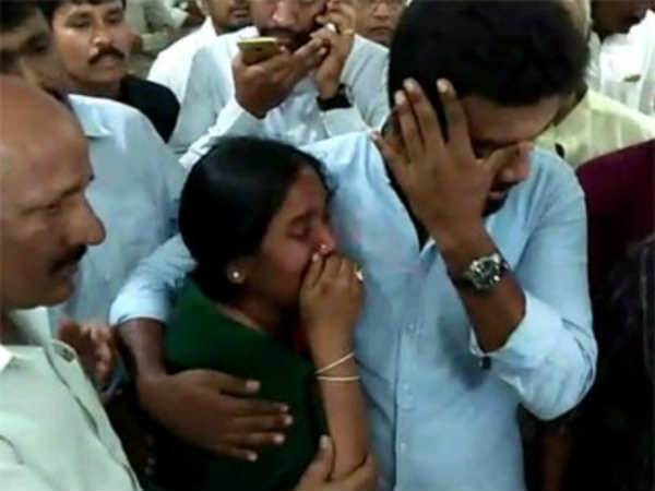 స్పృహ తప్పిన సునీత