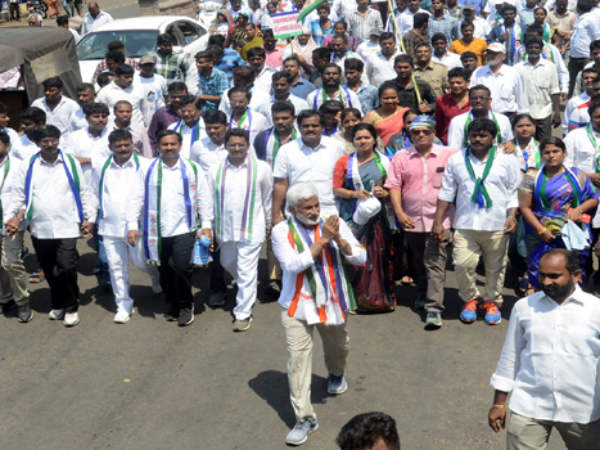 వైసిపి...విజయ్ సాయి రెడ్డి వ్యాఖ్యలు