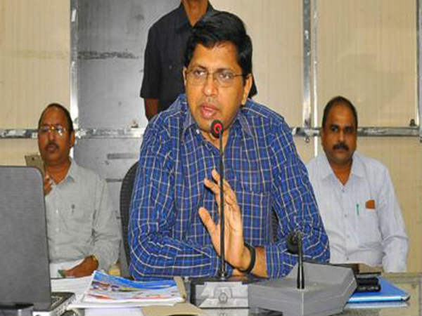 చెప్పడమే కాదు...అమలు కూడా...