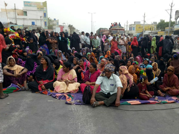 సుబ్బయ్య ఫ్యామిలీ వైసీపీ సానుభూతిపరులు!