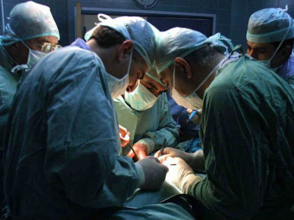 Doctors in US remove tumour weighing 60 kg from womans abdomen Doctors in US remove tumour weighing 60 kg from womans abdomen