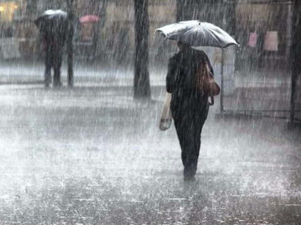 Heavy rains in Hyderabad on Thrusday Heavy rains in Hyderabad on Thrusday