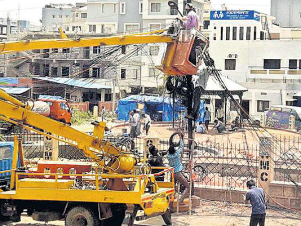 ghmc officials removed it companies internet cables ghmc officials removed it companies internet cables