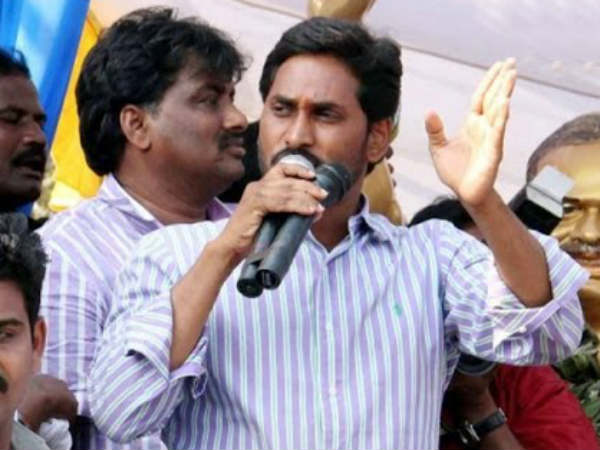 నర్సాపురంలో...జగన్ లో మరో కోణం