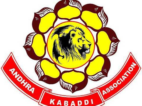 సర్టిఫికెట్లు అమ్ముకోవడం...జీవితాలు నాశనం