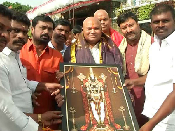 AP BJP president Kanna Lakshminarayana in Tirumala Lord Venkateswara swami Seva AP BJP president Kanna Lakshminarayana in Tirumala Lord Venkateswara swami Seva