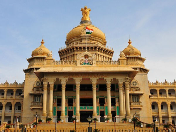 తొలి సమావేశం.. ప్రమాణ స్వీకారం