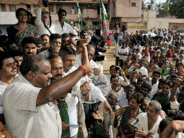 హామీలపై సందేహం