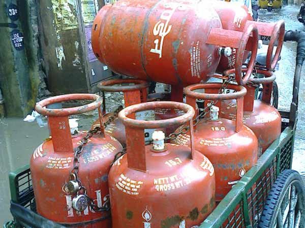 LPG Prices Have Fallen By Nearly Rs. 100 In Five Months, Says Government LPG Prices Have Fallen By Nearly Rs. 100 In Five Months, Says Government