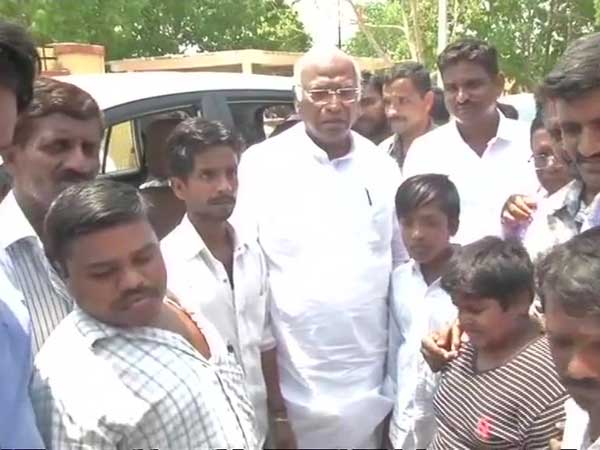 BJP will not win more than 60-70 seats, forget 150: Congress leader Mallikarjun Kharge BJP will not win more than 60-70 seats, forget 150: Congress leader Mallikarjun Kharge