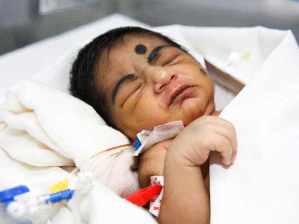 A mother’s struggle to keep her newborn son’s heart beating A mother’s struggle to keep her newborn son’s heart beating