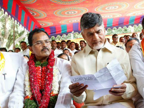 చరిత్రలో బాబుకు నల్లపేజీ