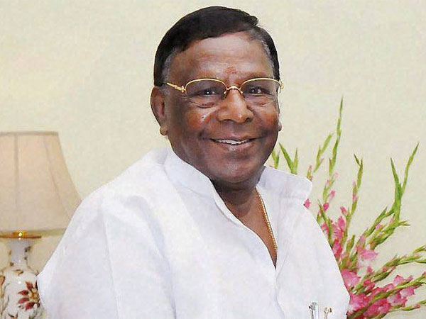 దుర్గమ్మను దర్శించుకున్న నారాయణస్వామి