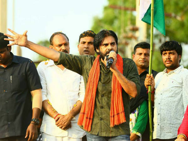 అభిమానుల్లో నుంచి నాయకులు పుట్టుకొస్తారా?: