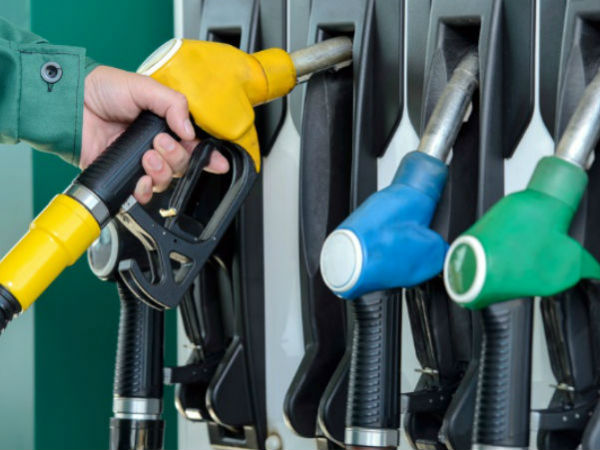 Petrol, diesel prices continue to surge post Karnataka pre-poll hiatus Petrol, diesel prices continue to surge post Karnataka pre-poll hiatus