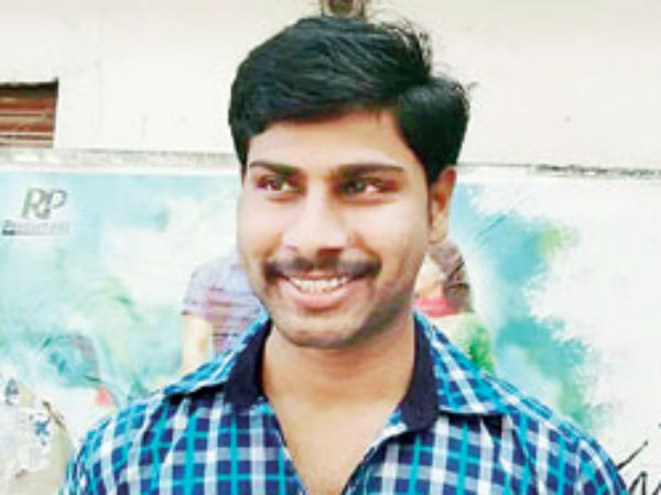 అవకాశాలు ఇప్పిస్తానని: