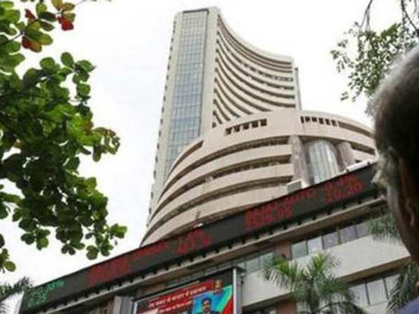 Financials, higher crude pull Sensex down 301 pts, Nifty below 10,600; Bajaj Finance up 4% Financials, higher crude pull Sensex down 301 pts, Nifty below 10,600; Bajaj Finance up 4%