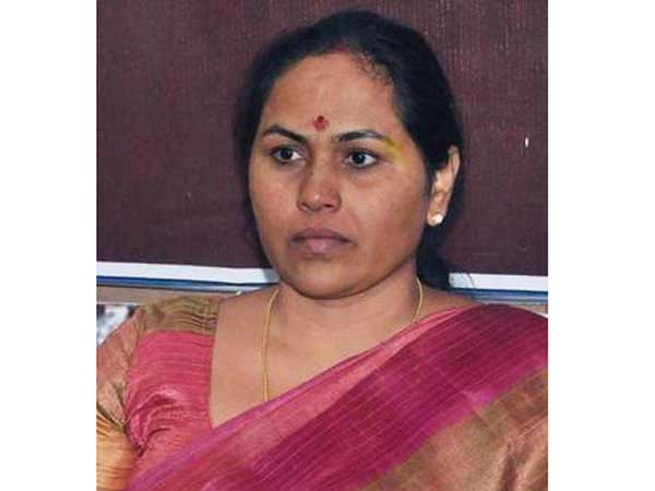 congress tapping our mobile phones alleged by bjp mp shobha congress tapping our mobile phones alleged by bjp mp shobha