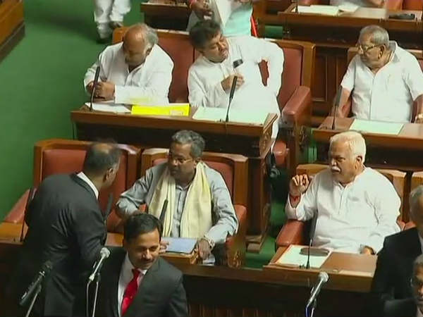 Congress, JDS mlas asked by its leaders not to speak to bjp MLAs in the Assembly Congress, JDS mlas asked by its leaders not to speak to bjp MLAs in the Assembly