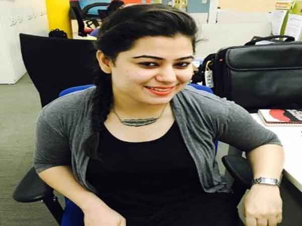Radio Mirchi RJ Tania Khanna dies in car accident in Noida Radio Mirchi RJ Tania Khanna dies in car accident in Noida