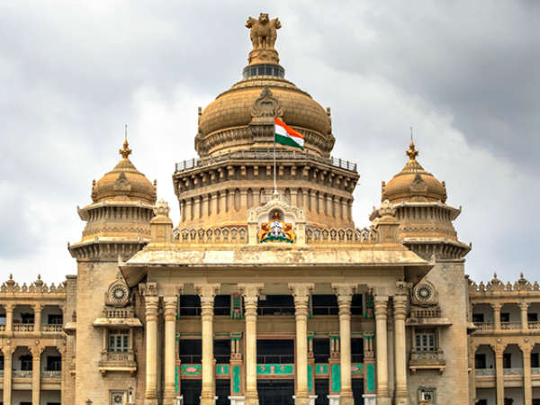 ఆర్ వీ దేశ్ పాండ్