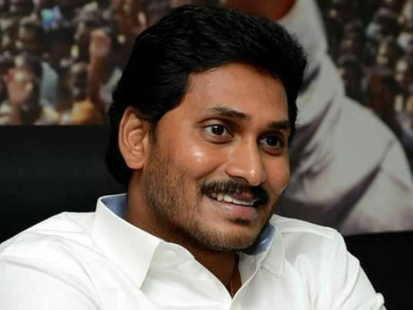 రాత్రికే రాత్రే నోటిఫికేషన్..: