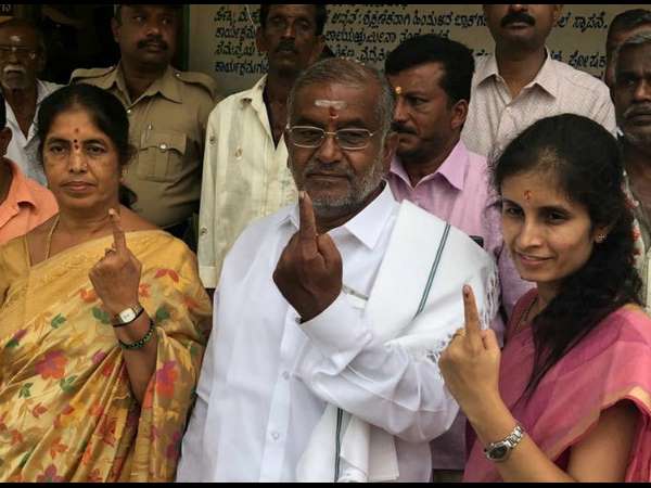 జేడీఎస్ బహుమానం