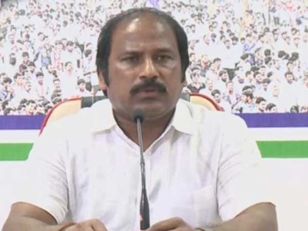 లింగమనేని రమేష్.. పవన్కి భూమిలిచ్చాడు..