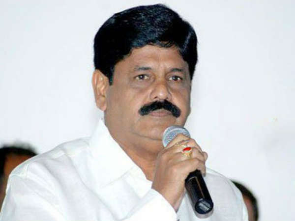 రాజకీయాల్లో ఉన్నప్పుడు పోటీ చేయాలి