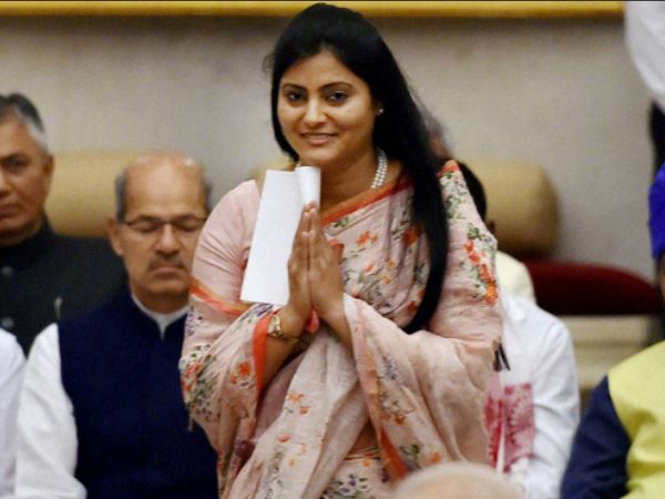 అసభ్యకరవ్యాఖ్యలు, అనుచిత ప్రవర్తన