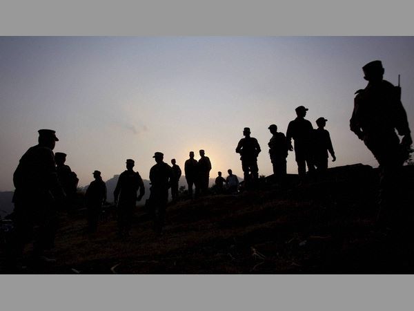10 BSF Jawans Travelling On Special Train From Bengal To Jammu Go Missing 10 BSF Jawans Travelling On Special Train From Bengal To Jammu Go Missing